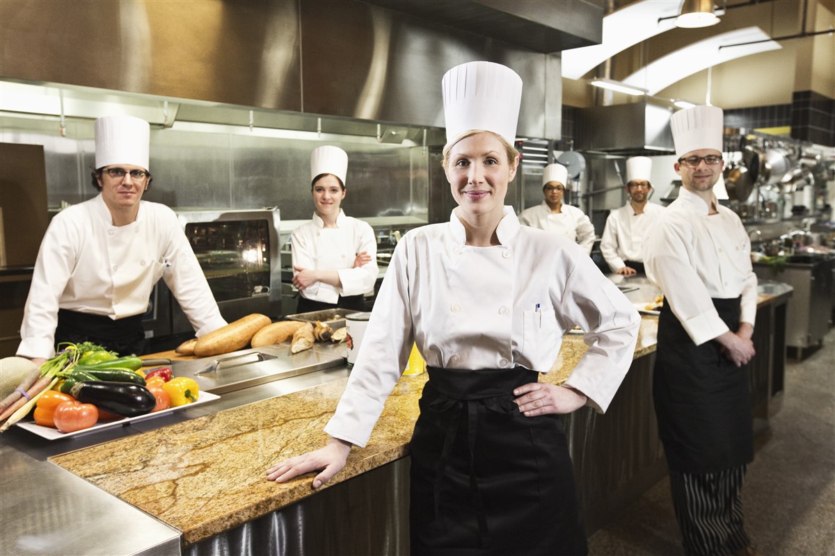 la mode de chaussures de cuisine