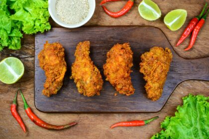 Fried spicy Chicken with roasted rice powder