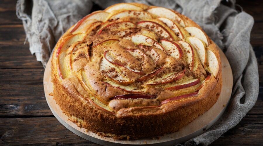 homemade apple cake