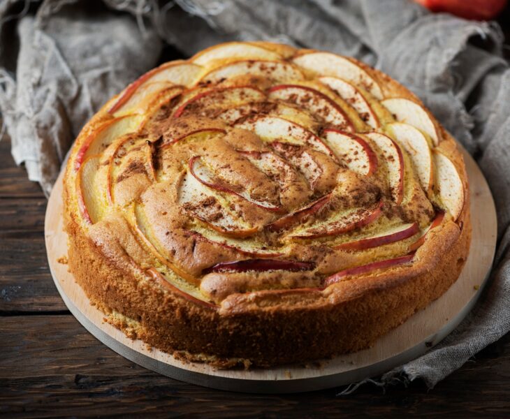 homemade apple cake