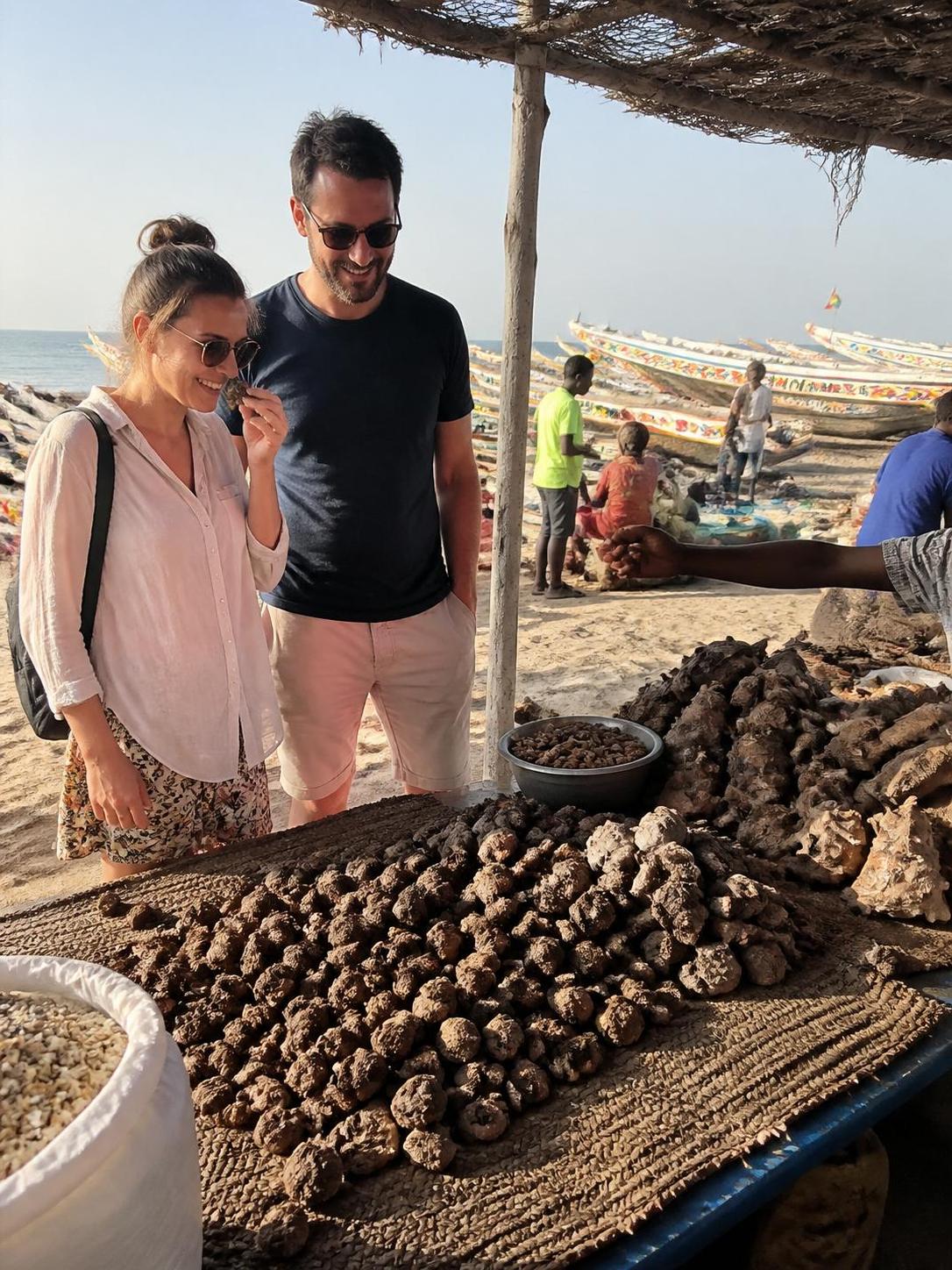 découvrez le yéte, ce mollusque fermenté traditionnel du sénégal et d'afrique de l'ouest, apprécié pour sa saveur unique et son rôle essentiel dans la cuisine locale.